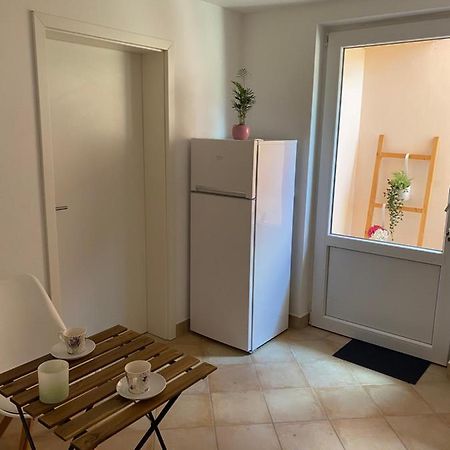 Room Julija Zirovnica Ngoại thất bức ảnh